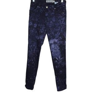 Nine Planet Jeans‎